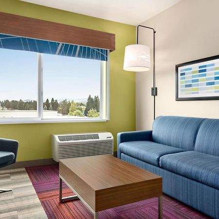 Holiday Inn Express & Suites - Ukiah By Ihg Eksteriør bilde