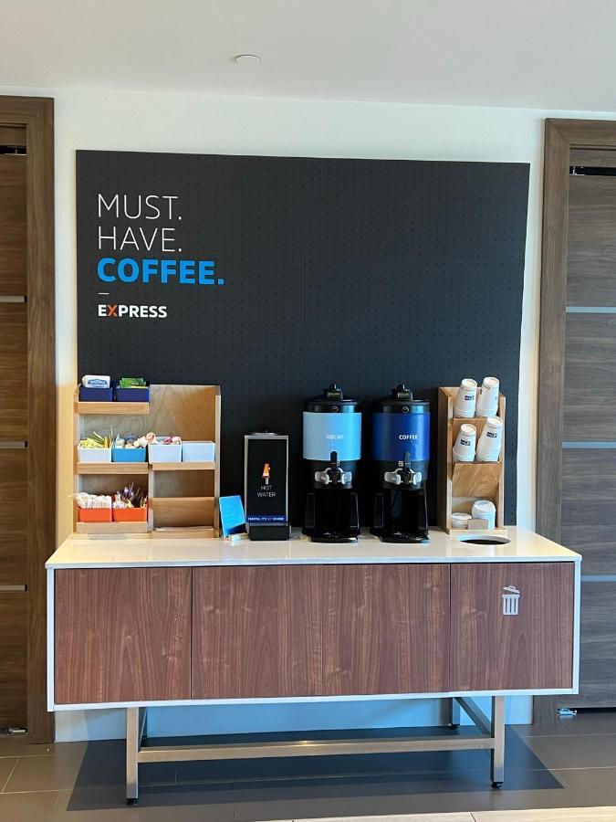 Holiday Inn Express & Suites - Ukiah By Ihg Eksteriør bilde