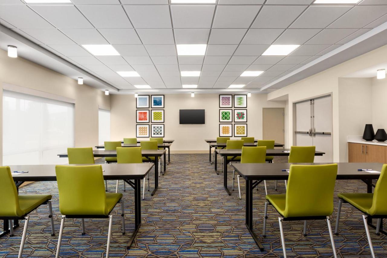 Holiday Inn Express & Suites - Ukiah By Ihg Eksteriør bilde